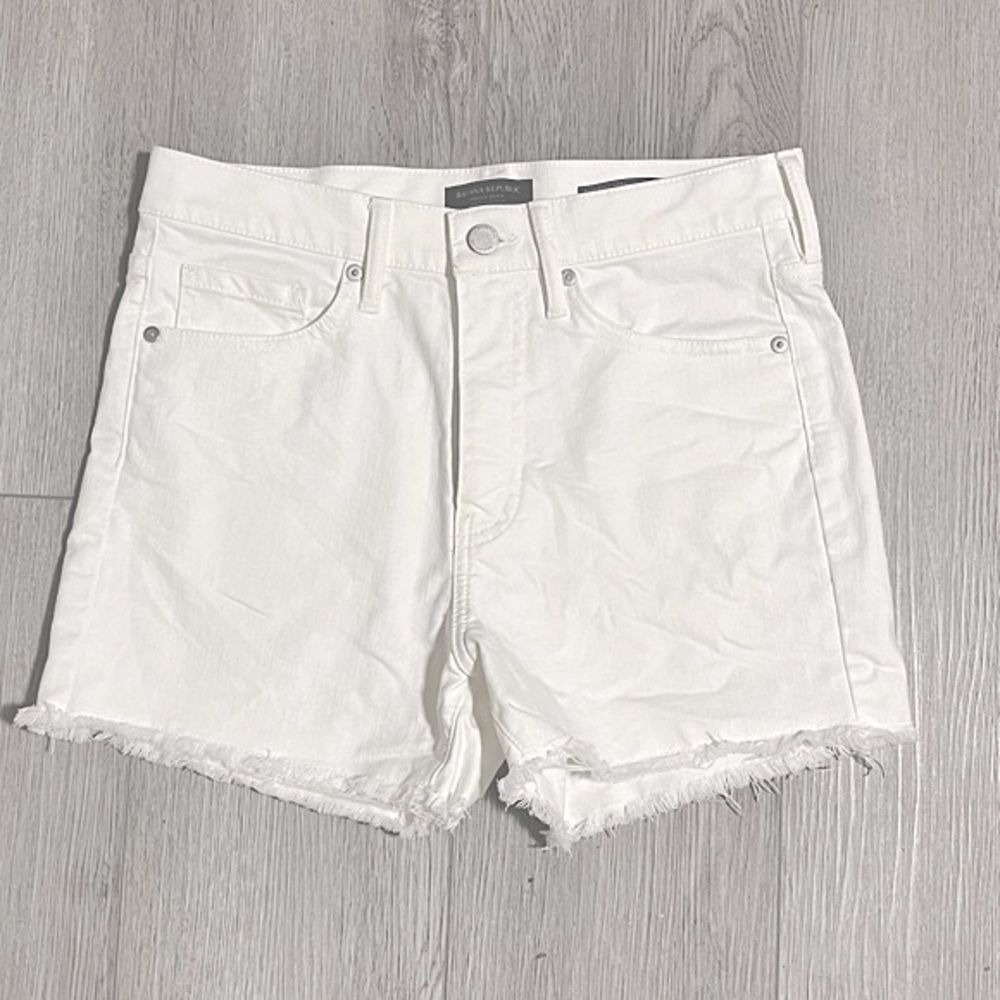 Banana Republic | High Rise Denim Shorts | size 28